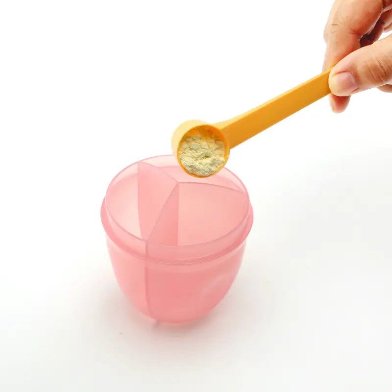 Bear Milk Storage Dispenser / موزع تخزين حليب الدب