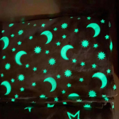 Magic Glow in the Dark Blanket / توهج سحري في البطانية المظلمة